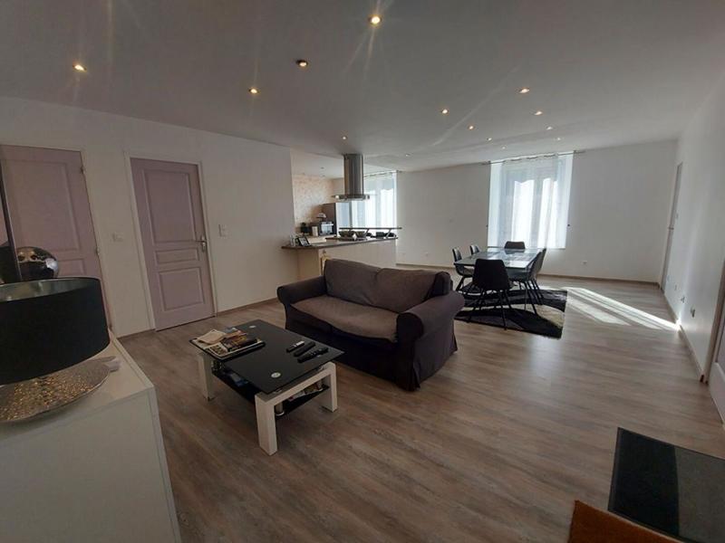 Appartement - 77 m² - 3 pièces