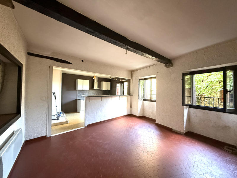 Maison - 96 m² - 4 pièces