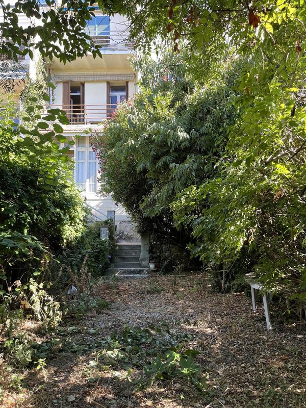 Appartement - 135 m² - 6 pièces