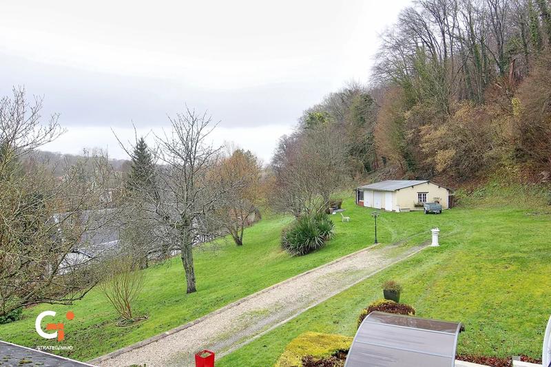 Maison - 189 m² - 6 pièces