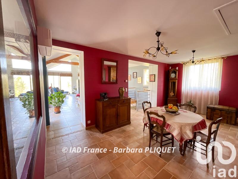 Maison - 191 m² - 7 pièces