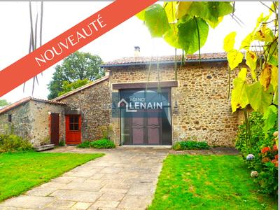 Maison - 265 m² - 7 pièces