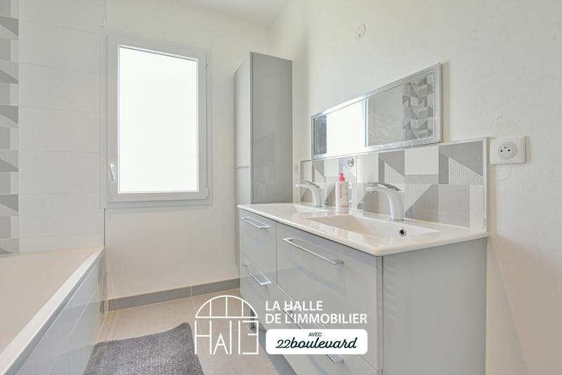 Pavillon - 146 m² - 6 pièces