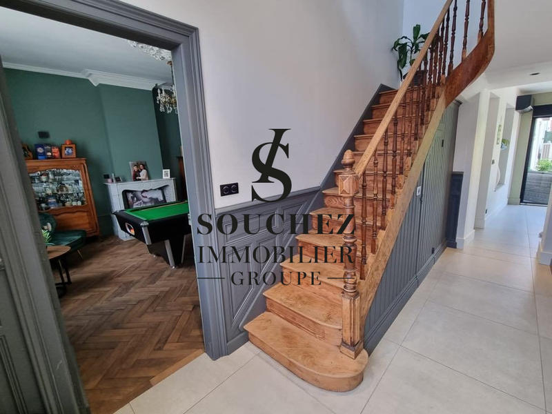 Maison - 188 m² - 7 pièces