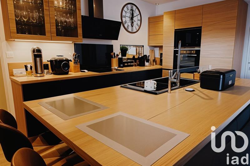 Maison - 166 m² - 5 pièces