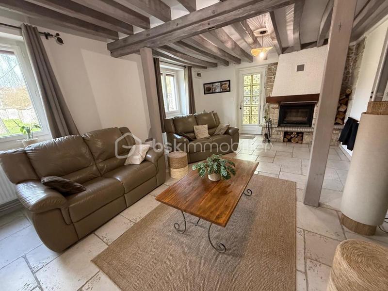 Maison traditionnelle - 139 m² - 6 pièces