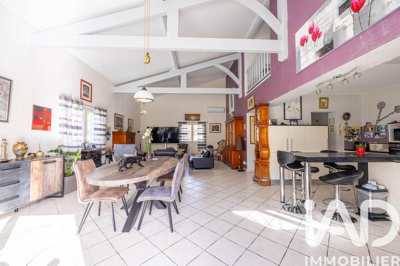 Maison de maîtres - 188 m² - 6 pièces