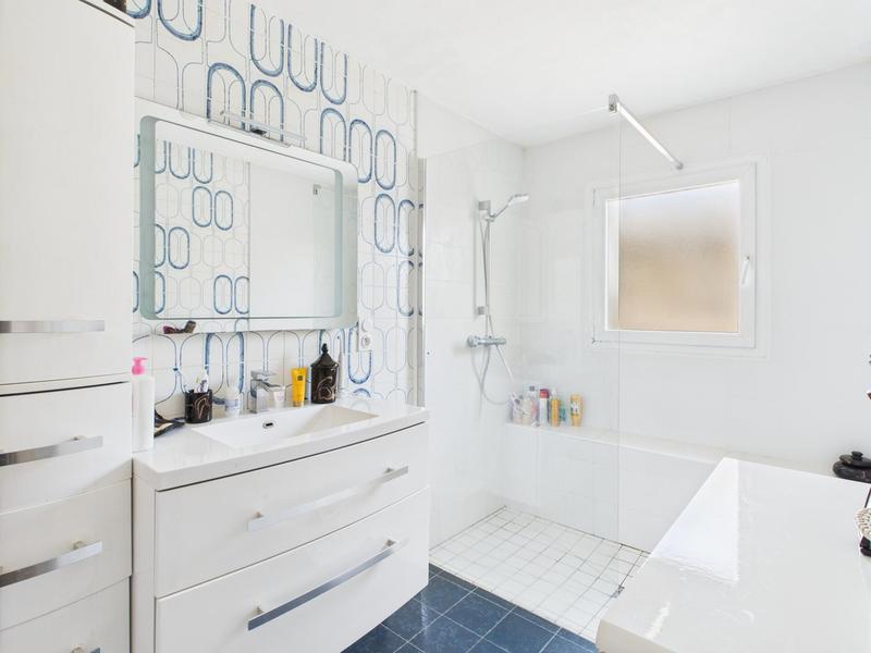 Appartement - 183 m² - 5 pièces