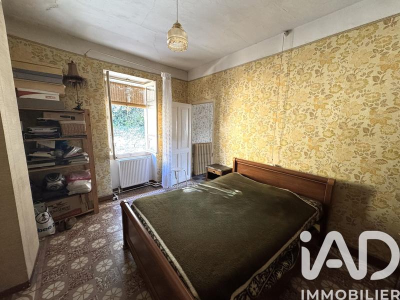 Maison de village - 214 m² - 8 pièces