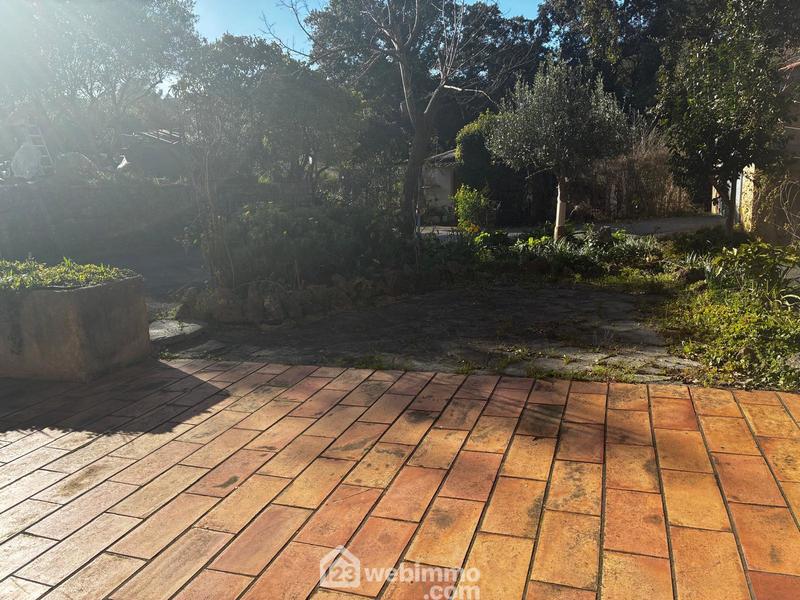 Villa - 121 m² - 6 pièces