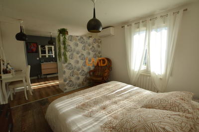 Maison - 140 m² - 8 pièces