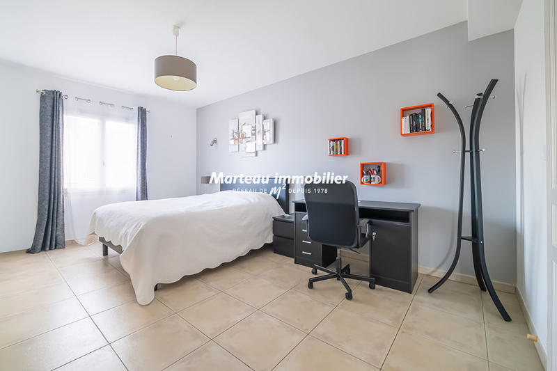 Maison - 225 m² - 8 pièces