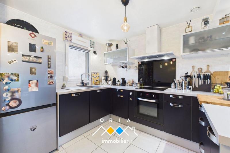 Pavillon - 92 m² - 5 pièces