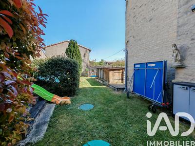 Maison - 208 m² - 6 pièces