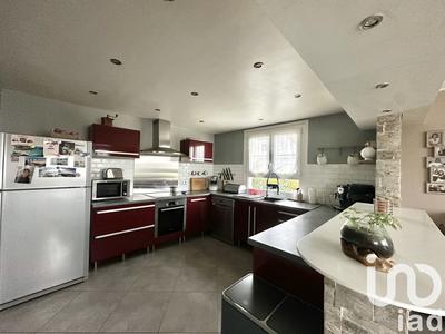 Maison - 92 m² - 5 pièces