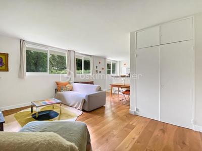 Appartement - 82 m² - 3 pièces