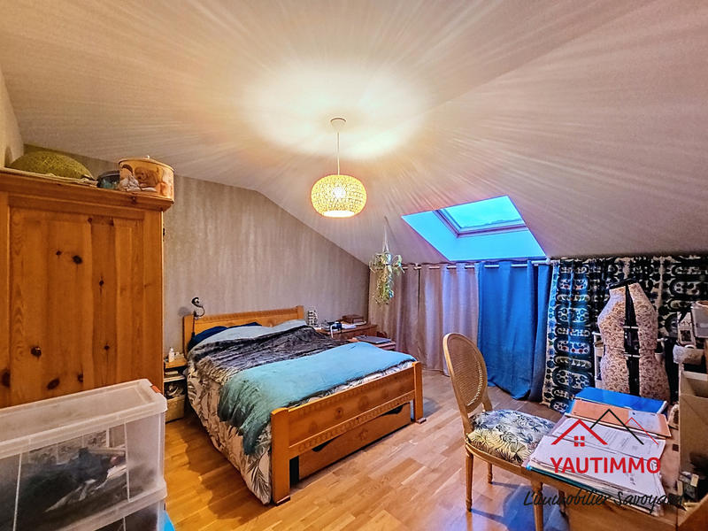 Appartement - 110 m² - 5 pièces