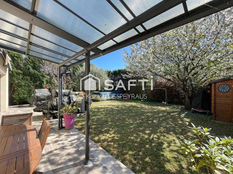 Maison - 161 m² - 6 pièces