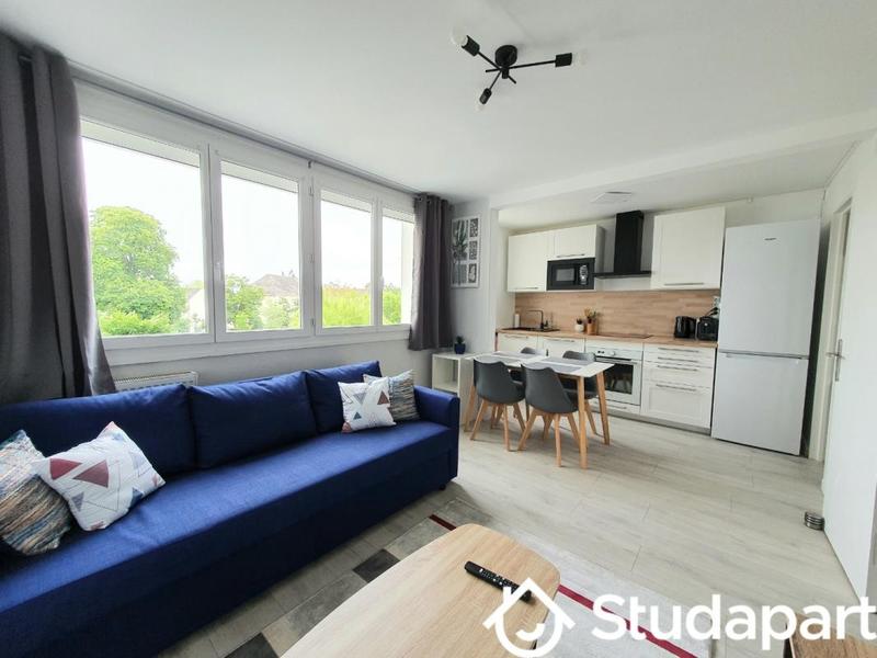 Chambre - 10 m² - 1 pièce