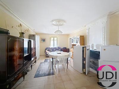 Maison - 105 m² - 4 pièces