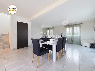 Maison - 108 m² - 6 pièces