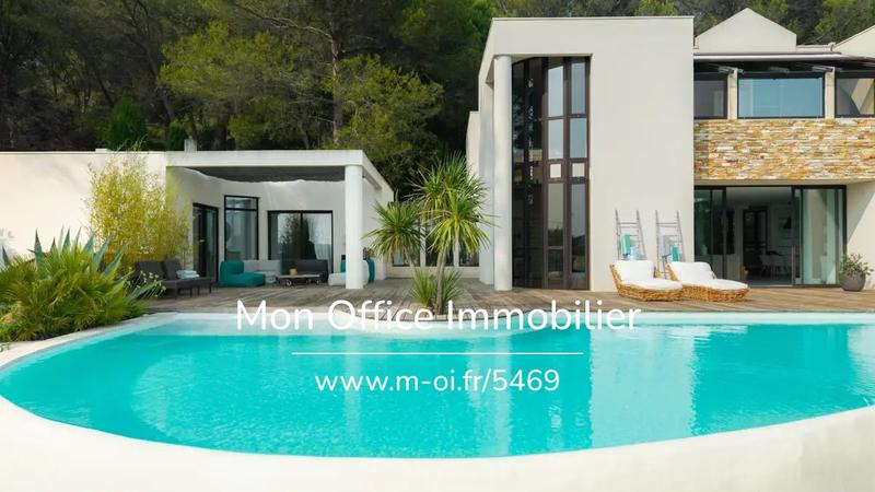 Maison d'architecte - 300 m² - 5 pièces