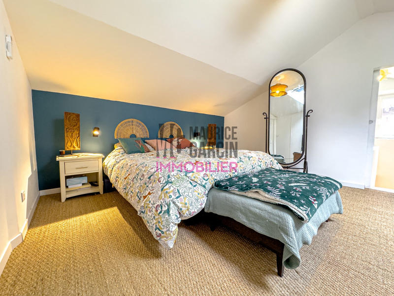 Maison - 111 m² - 4 pièces