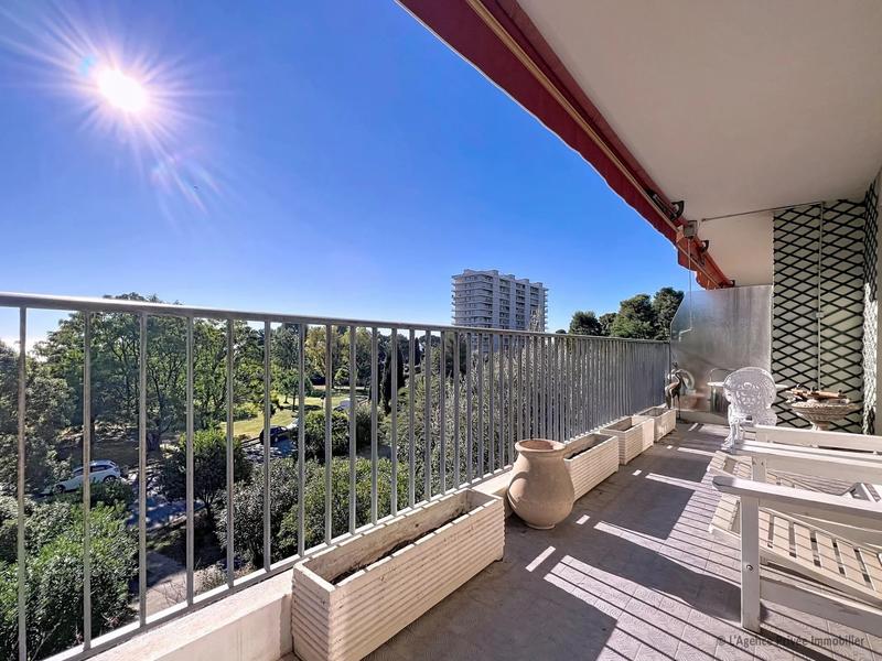 Appartement - 75 m² - 3 pièces