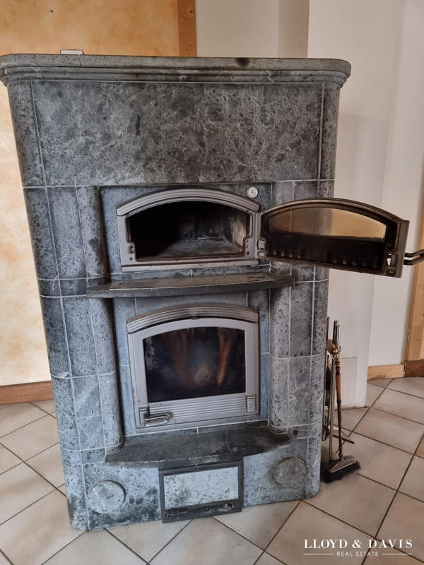 Maison - 221 m² - 7 pièces