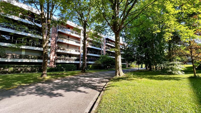 Appartement - 106 m² - 4 pièces