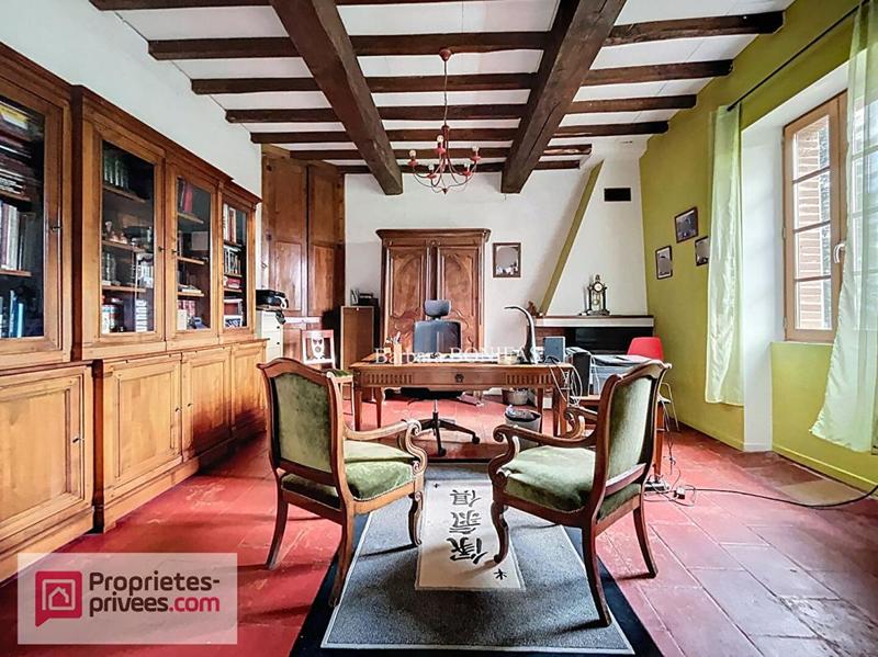 Maison - 340 m² - 10 pièces