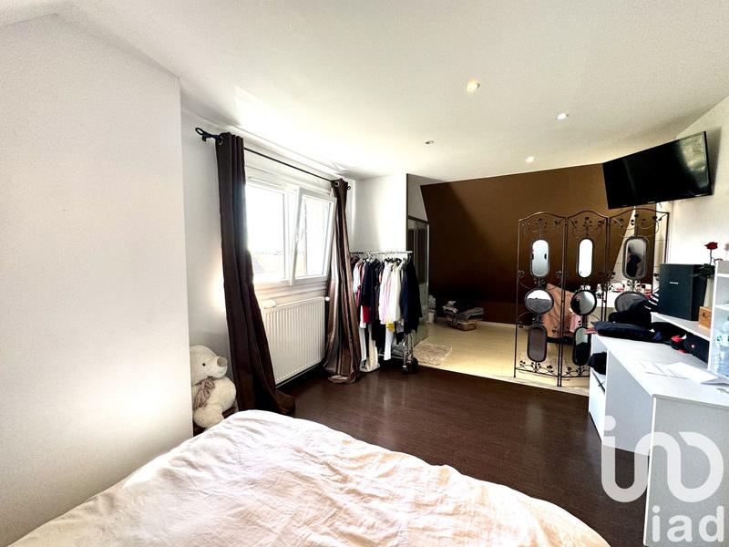 Maison - 175 m² - 6 pièces