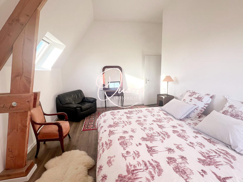 Maison - 290 m² - 8 pièces