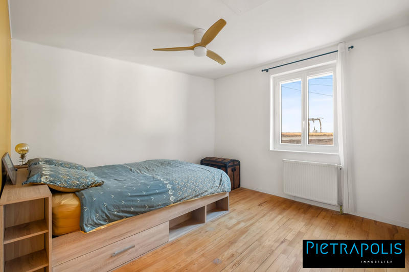 Maison - 161 m² - 6 pièces