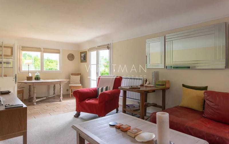 Villa - 260 m² - 8 pièces