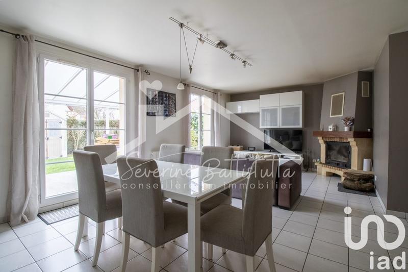 Maison - 121 m² - 7 pièces