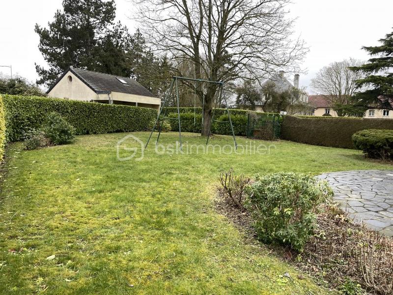 Maison en pierre - 219 m² - 8 pièces