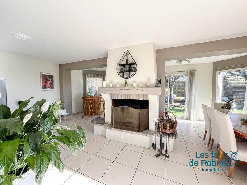 Maison - 184 m² - 7 pièces