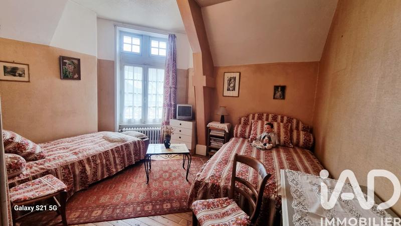 Maison de maîtres - 235 m² - 9 pièces