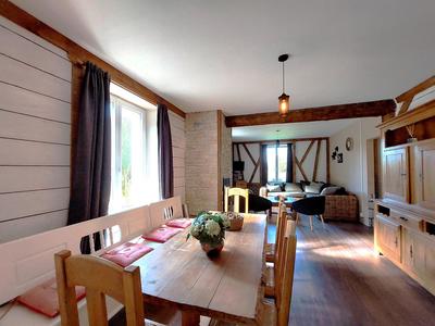 Maison - 150 m² - 5 pièces