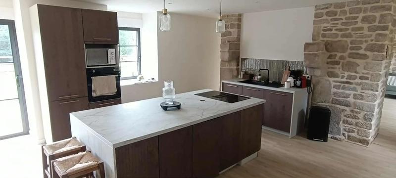 Maison - 194 m² - 8 pièces