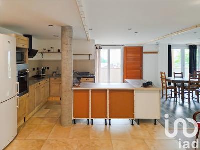 Appartement - 90 m² - 4 pièces