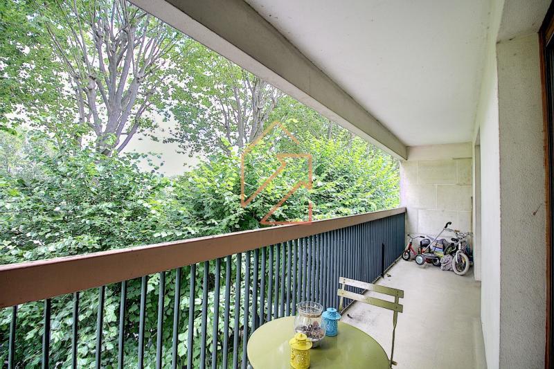 Studio - 98 m² - 4 pièces