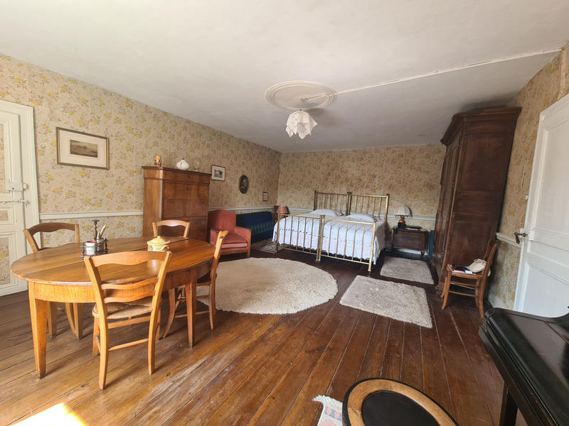 Maison - 102 m² - 3 pièces