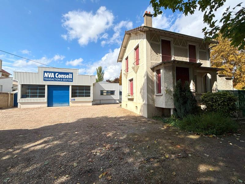 Local d'activités - 1 200 m²