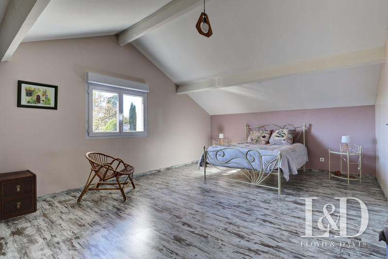 Maison - 173 m² - 8 pièces