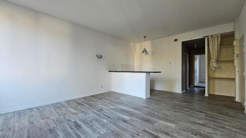 Immeuble - 214 m² - 7 pièces