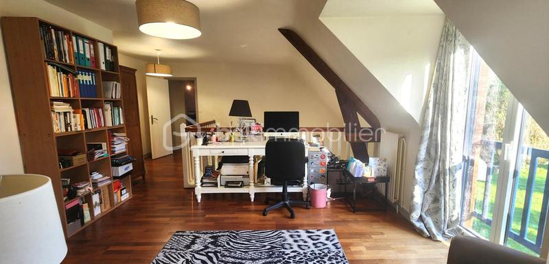 Propriété - 230 m² - 8 pièces