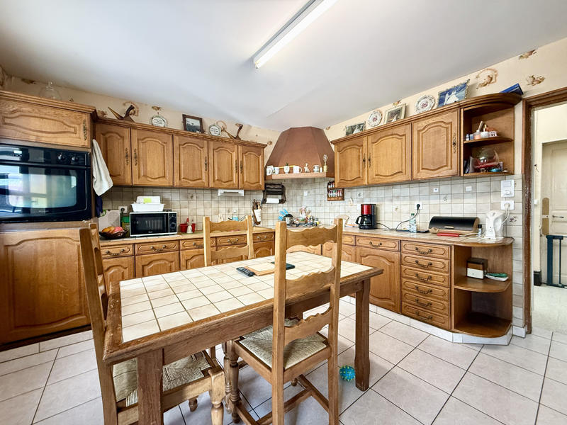 Maison - 141 m² - 6 pièces