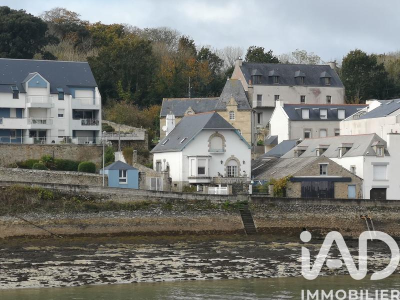 Maison - 200 m² - 8 pièces